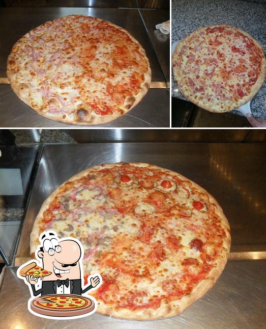 Pide una pizza en Pizza & Pizza di Beron J e Milanesi J