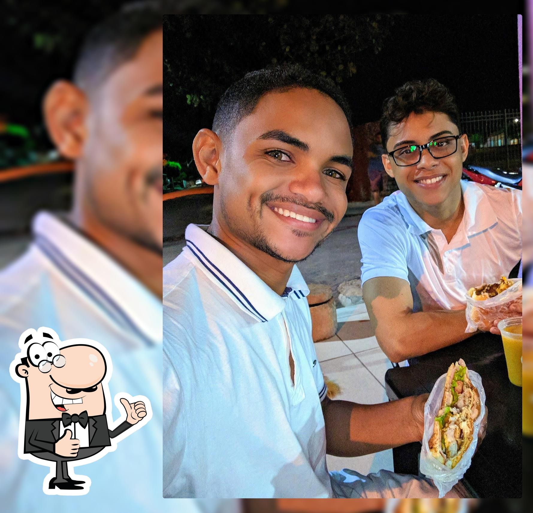 Adri Lanches