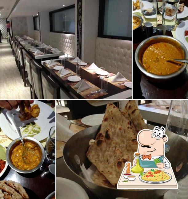 The Charcoal Chimney Restaurant, Agra, Mughal Apartment Restaurant