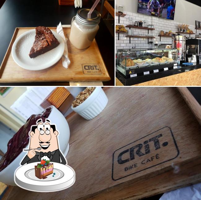 Bolo de chocolate em Crit Bike Café