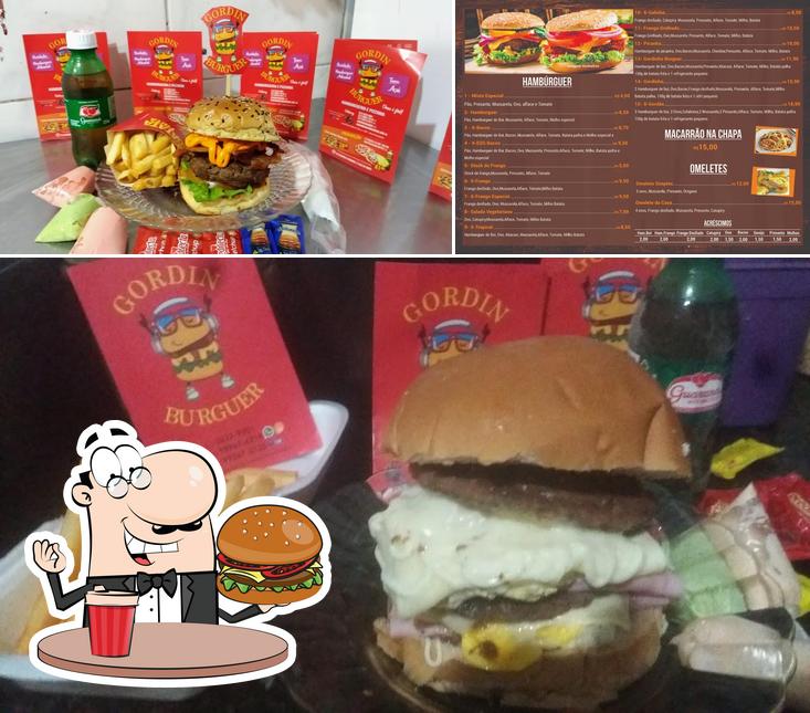 Experimente um hambúrguer no Gordin burguer e Pizzaria