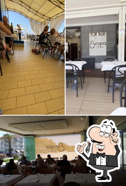 Siediti a un tavolo di Ristorante Pizzeria Europa