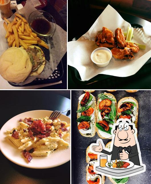 Crooked Antler Pizza & Grill in Van Horne Restaurant menu and reviews