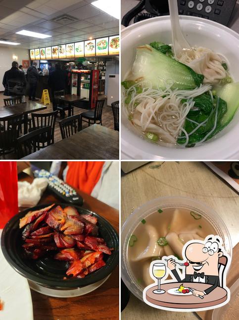 Еда в "Mr Wang Asian Gourmet"