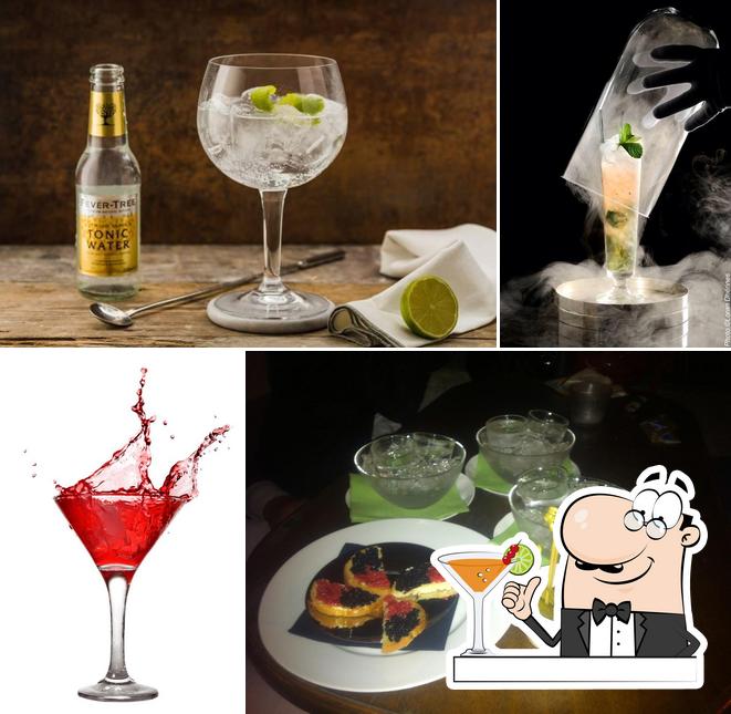 Tra le diverse cose da Felix Wine & Cocktail Bar si possono trovare la bevanda e cibo