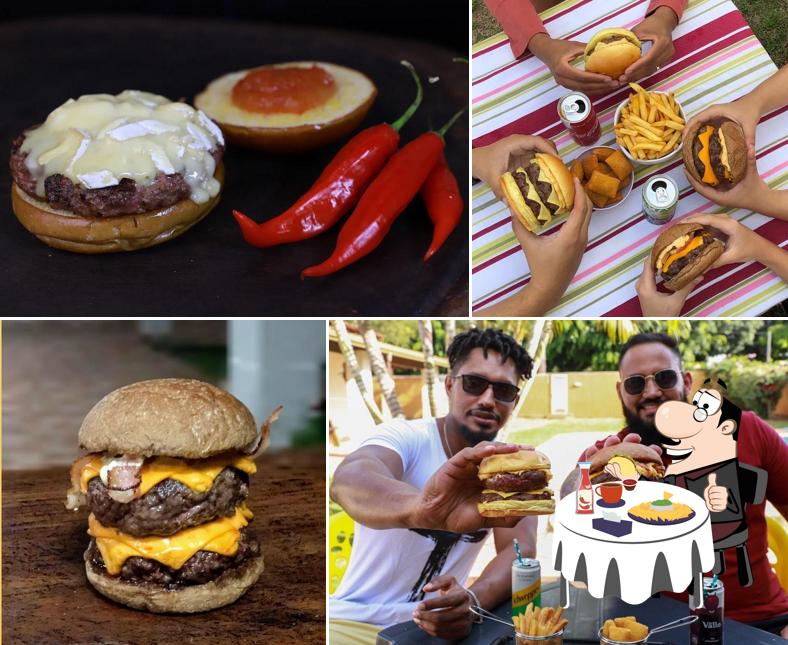 Os hambúrgueres do Smokehouse Burger irão satisfazer uma variedade de gostos