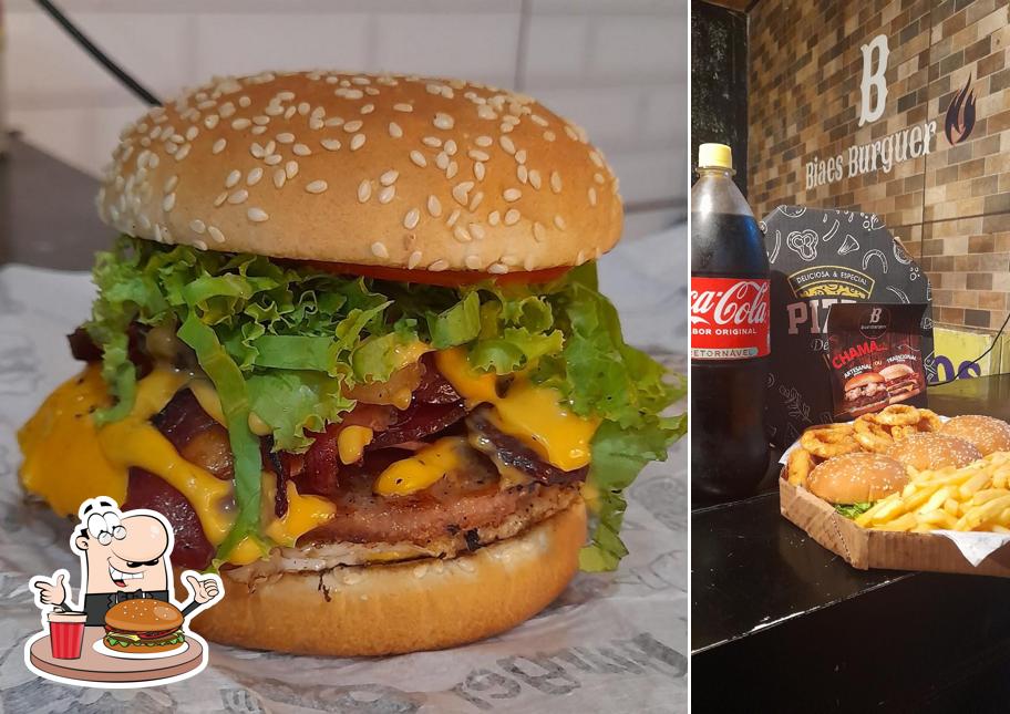 Peça um hambúrguer no Biaes Burguer Wajh