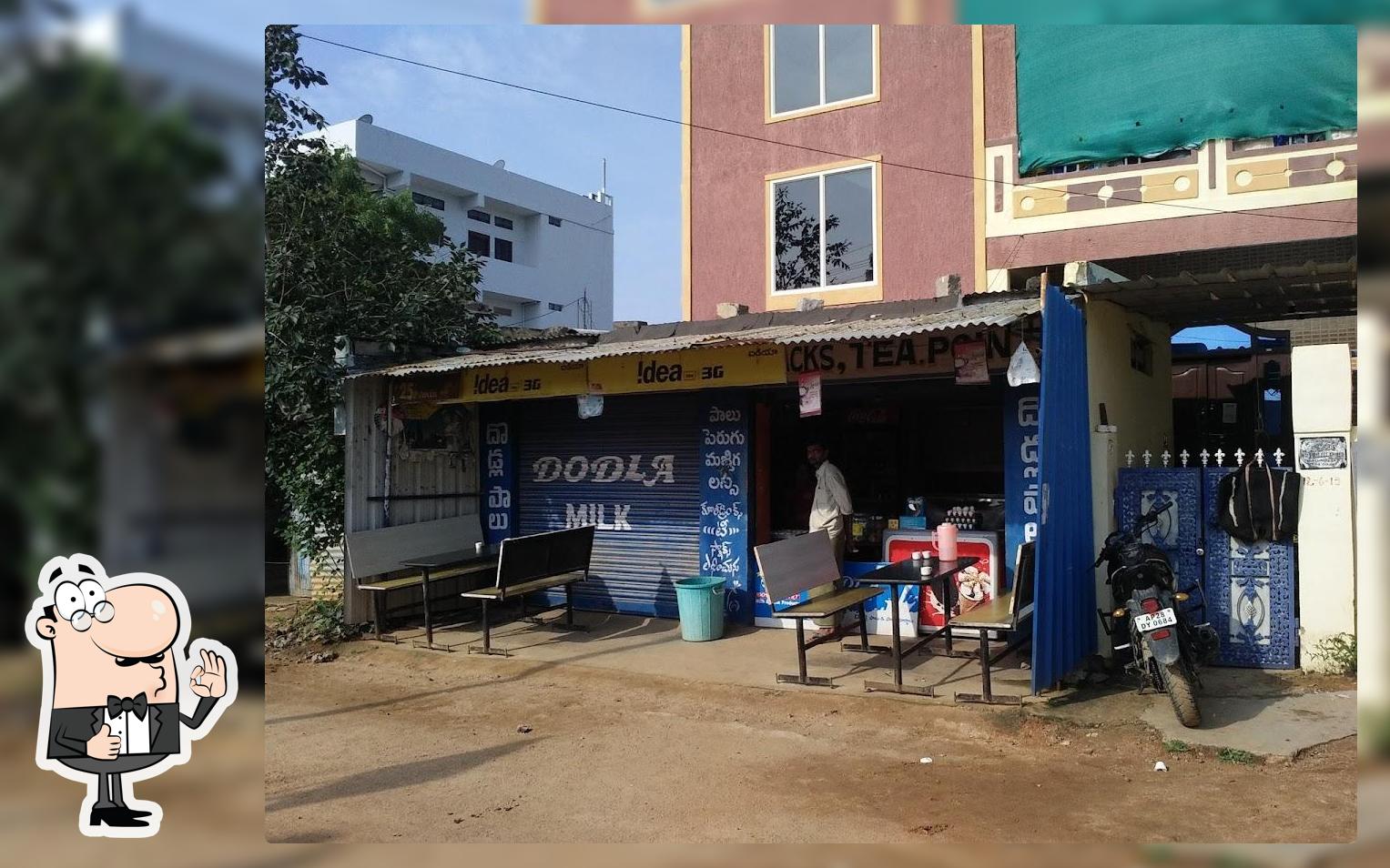 Saleem Bakery And Tea Point