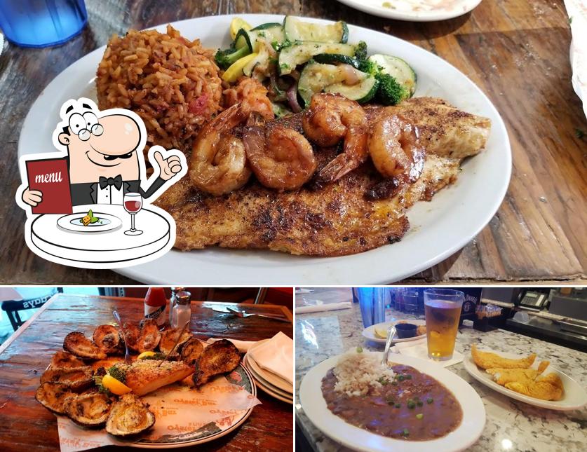 Mr. Ed's Oyster Bar & Fish House, Bienville, 512 Bienville St in New
