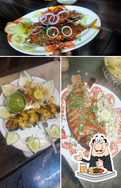 Food at Punjabi food court