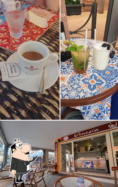 La immagine di bevanda e interni da Caffè Venezia