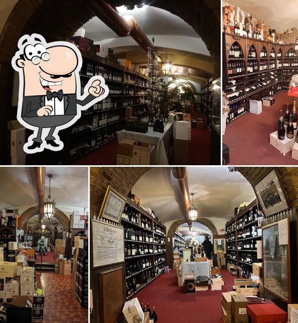 Dai un'occhiata agli interni di Enoteca Costantini
