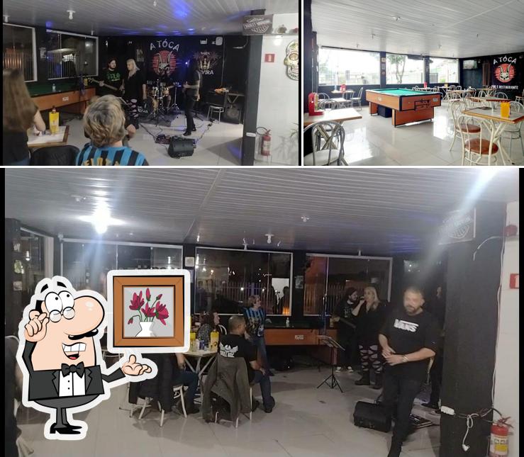 Veja imagens do interior do A Toca Bar e Restaurante