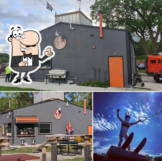 Captain Roy's in Des Moines Restaurant menu and reviews