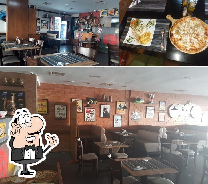 L'intérieur de Bino's Pizza