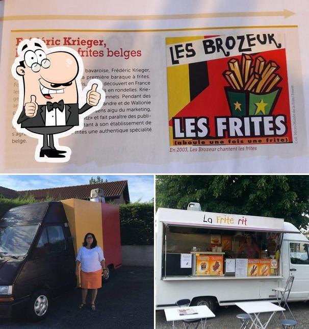 Voici une image de La frite rit