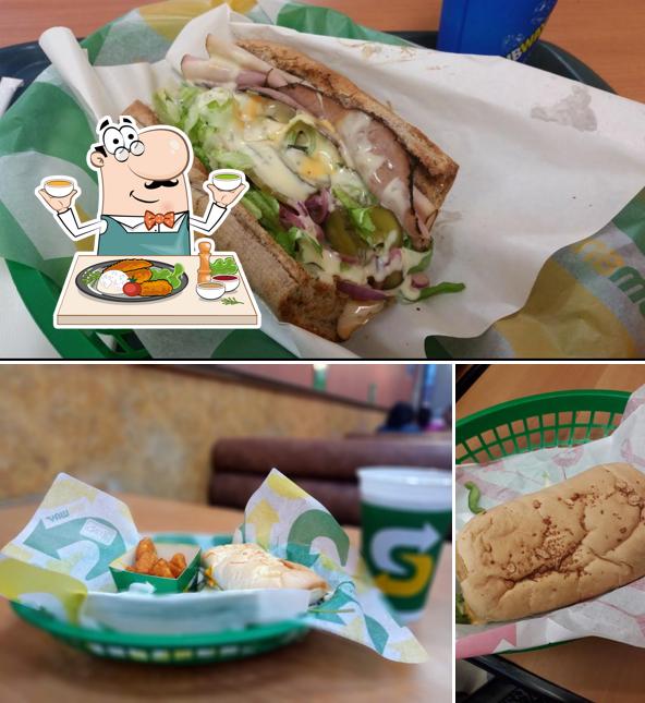 Comida em Subway Industrial