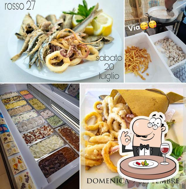 Platti al Bar Pizzeria Rosso 27