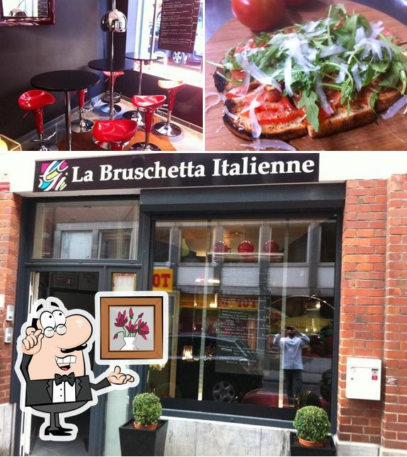 Parmi les diverses choses de la intérieur et la pizza, une personne peut trouver sur La Bruschetta Italienne