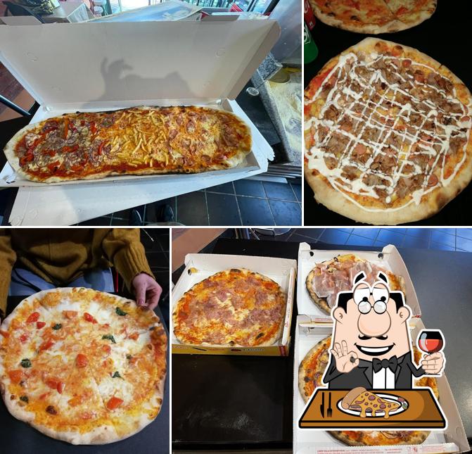 Try out various kinds of pizza