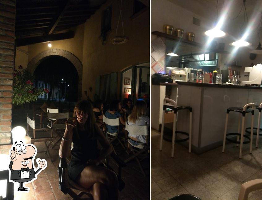 Gli interni di Bar Giallo di Bossi Marino