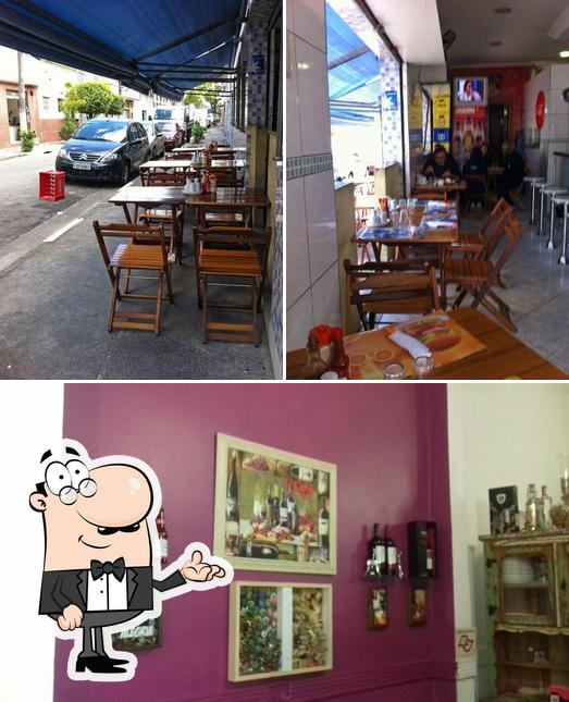 A imagem a Lanches Bar Oliveira’s interior e bebida