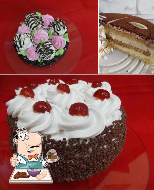 Moskvichka, Ip provides a selection of desserts