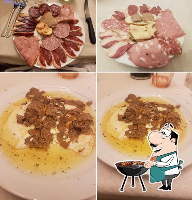 Prenez des repas à base de viande à Albergo della Torre