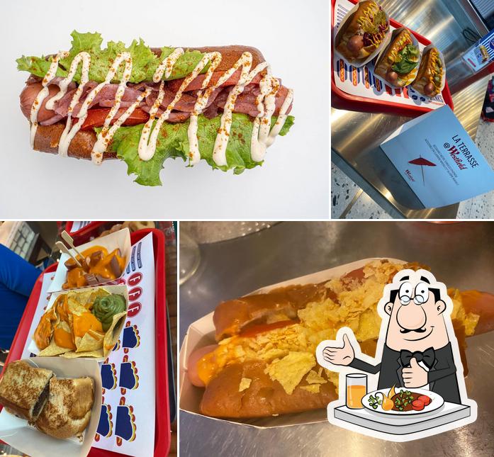 Plats à Franks Hot Dog - La Défense