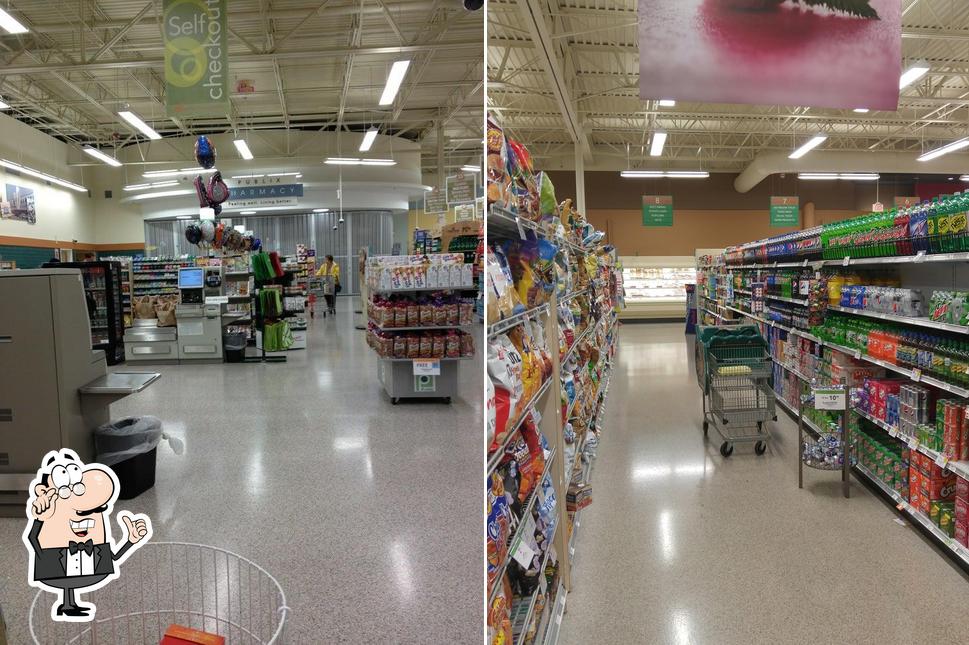 The interior of Publix Super Market at Hill Center at Belle Meade