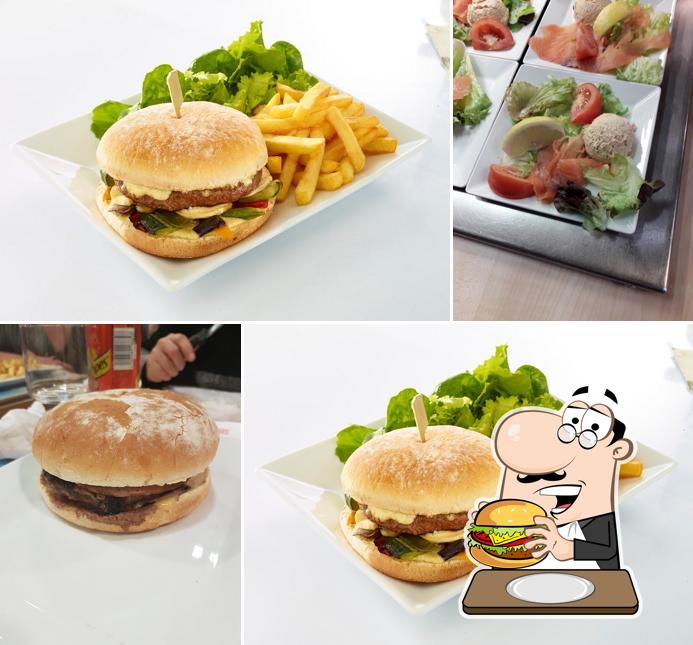 Prenez un hamburger à FLUNCH ST QUENTIN