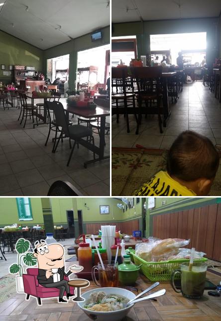 Bakso Titoti Restaurant Karawang Restaurant Reviews