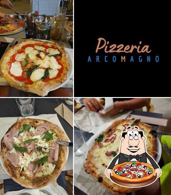 Ordina una pizza a Pizzeria Arcomagno di Elisabetta Ferrara - Pizzeria San Nicola Arcella