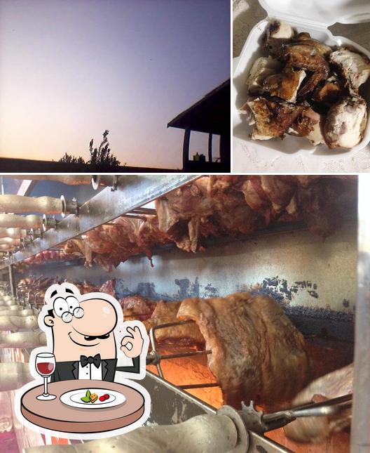 A imagem a Frango na Brasa’s comida e exterior
