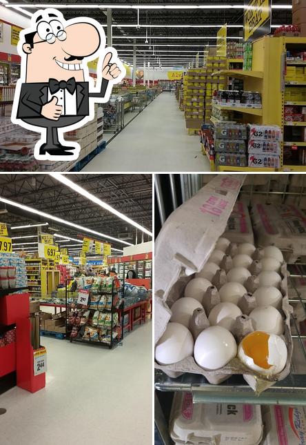 Voir l'image de Lyle's NOFRILLS Elliot Lake