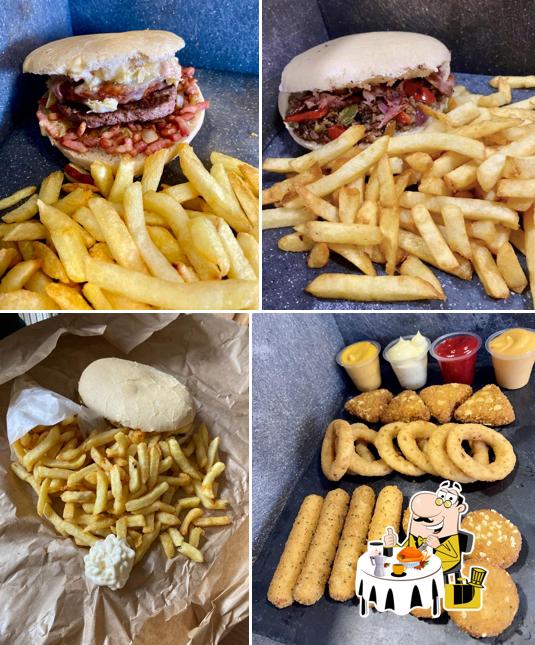 Sandwich de porc effiloché à Frites Corner