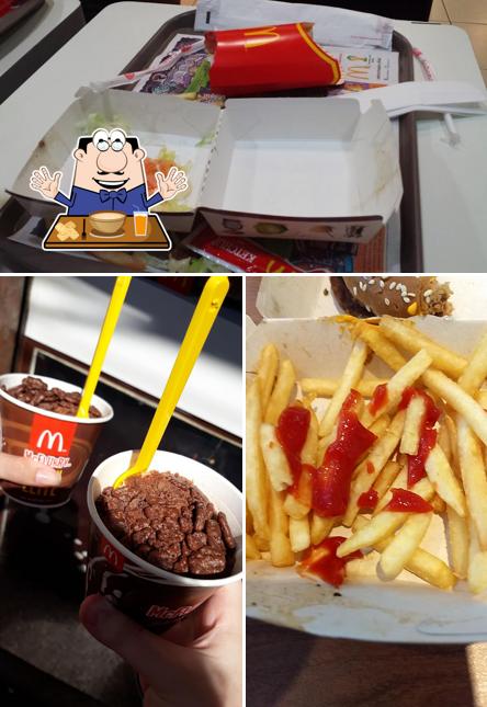 McDonald's fast food, Rio de Janeiro, R. Mariz e Barros - Restaurant ...