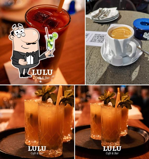 Probiert diverse Getränke, die von Café Lulu bereitgestellt werden