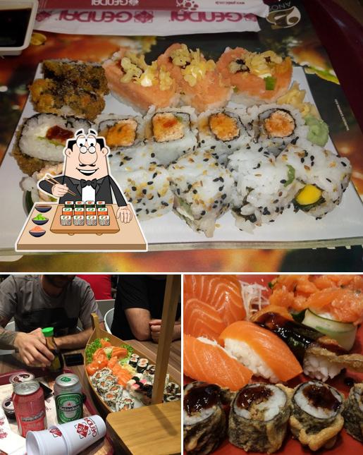 Presenteie-se com sushi no Gendai Culinária Japonesa