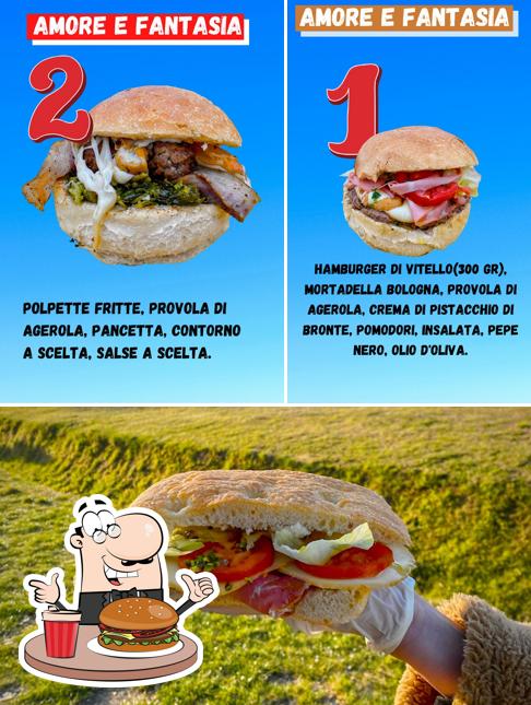 Prova un hamburger a Paninoteca Napul'è