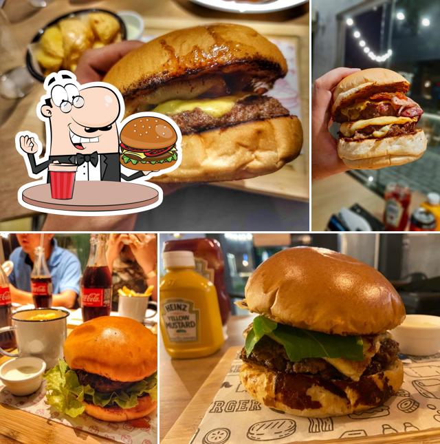 Delicie-se com um hambúrguer no Western Burger