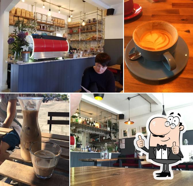 Westmount Cafe in London Restaurant reviews