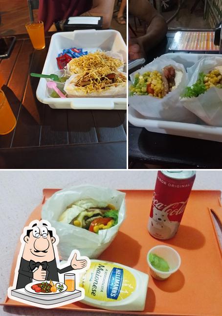 Dê uma olhada a foto apresentando comida e cerveja no Le Monde Lanches