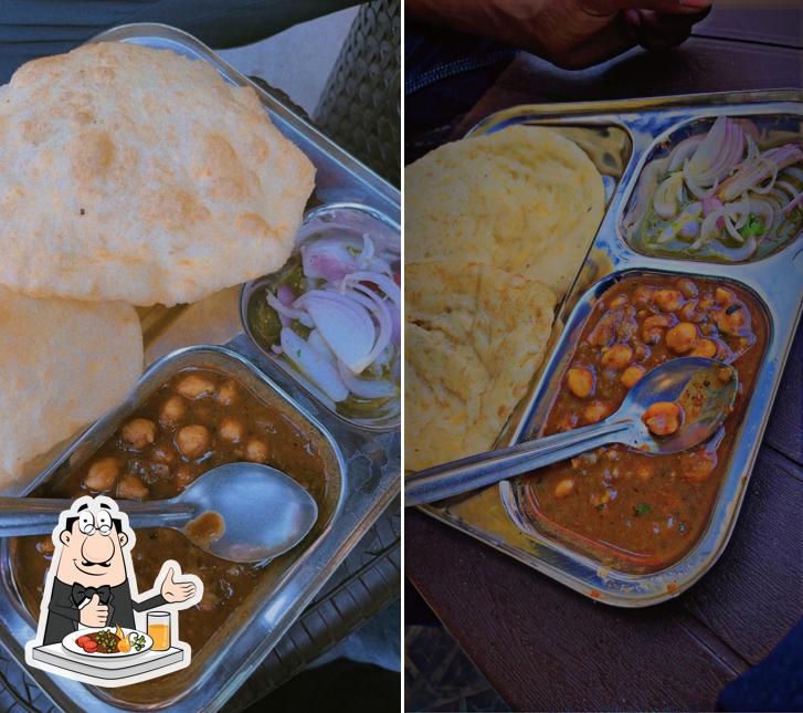 Food at MannMoji