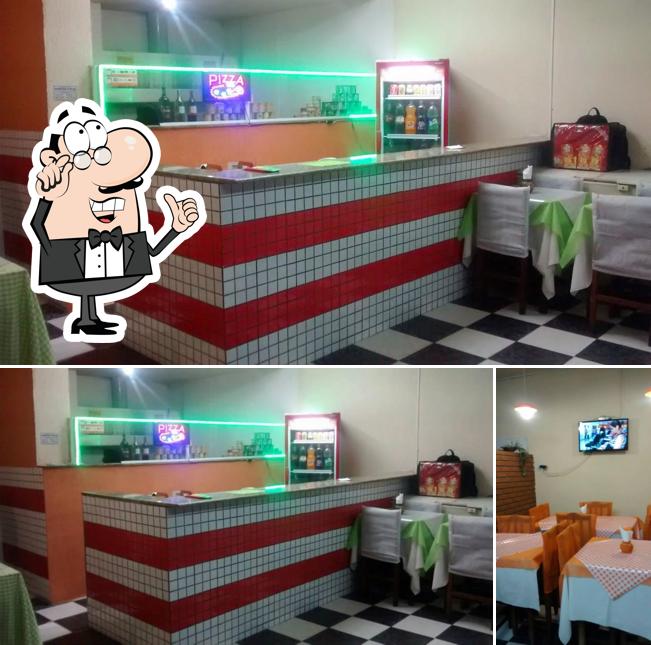 Veja imagens do interior do Pizzaria JV