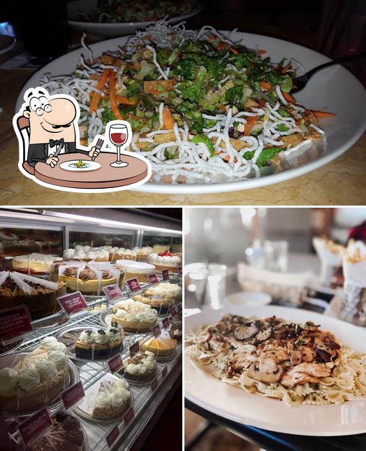 The Cheesecake Factory, 5162 Meadowood Mall Cir in Reno Restaurant