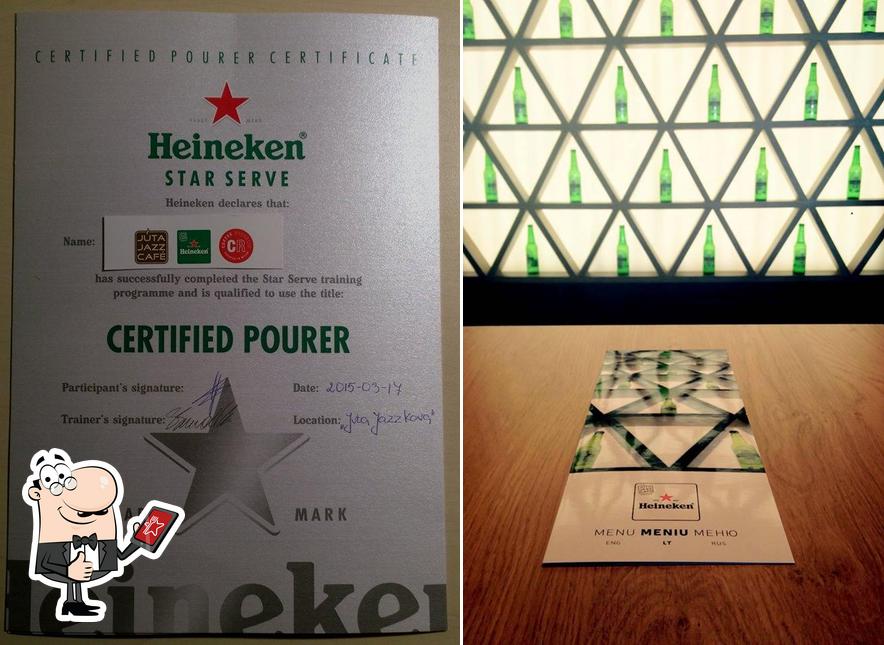 Voici une image de Heineken Bar