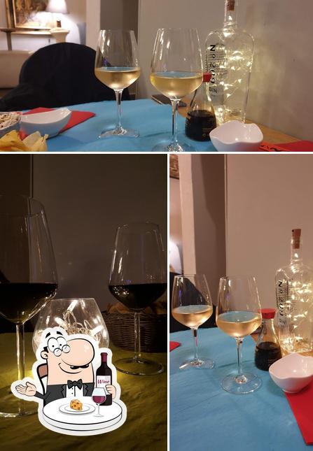 È gradevole prendersi un bicchiere di vino a Calcagno Lounge Sushi Restaurant