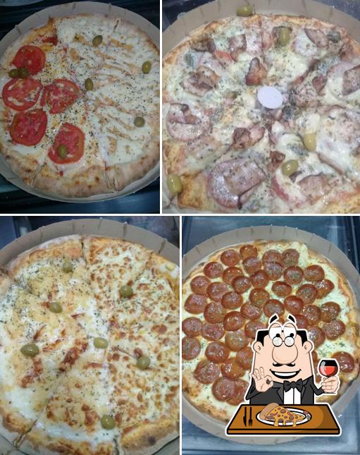 Escolha pizza no Pizzaria Napolly