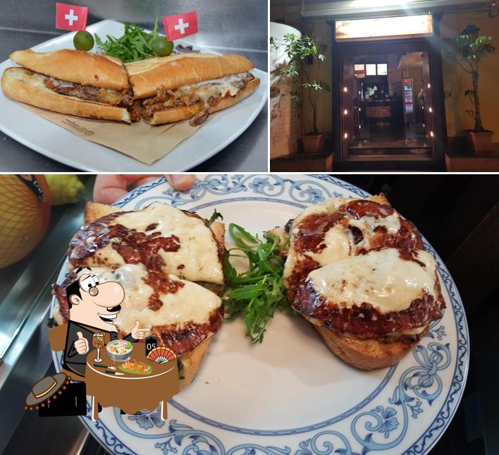 La foto della cibo e interni di El Sombrero - Pub e takeaway Napoli - Panini a domicilio